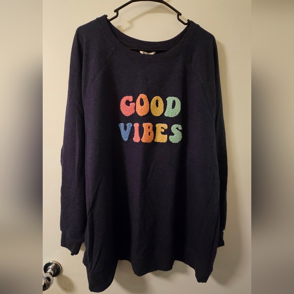 EUC Wildfox Navy Good Vibes Sweatshirt - XL
